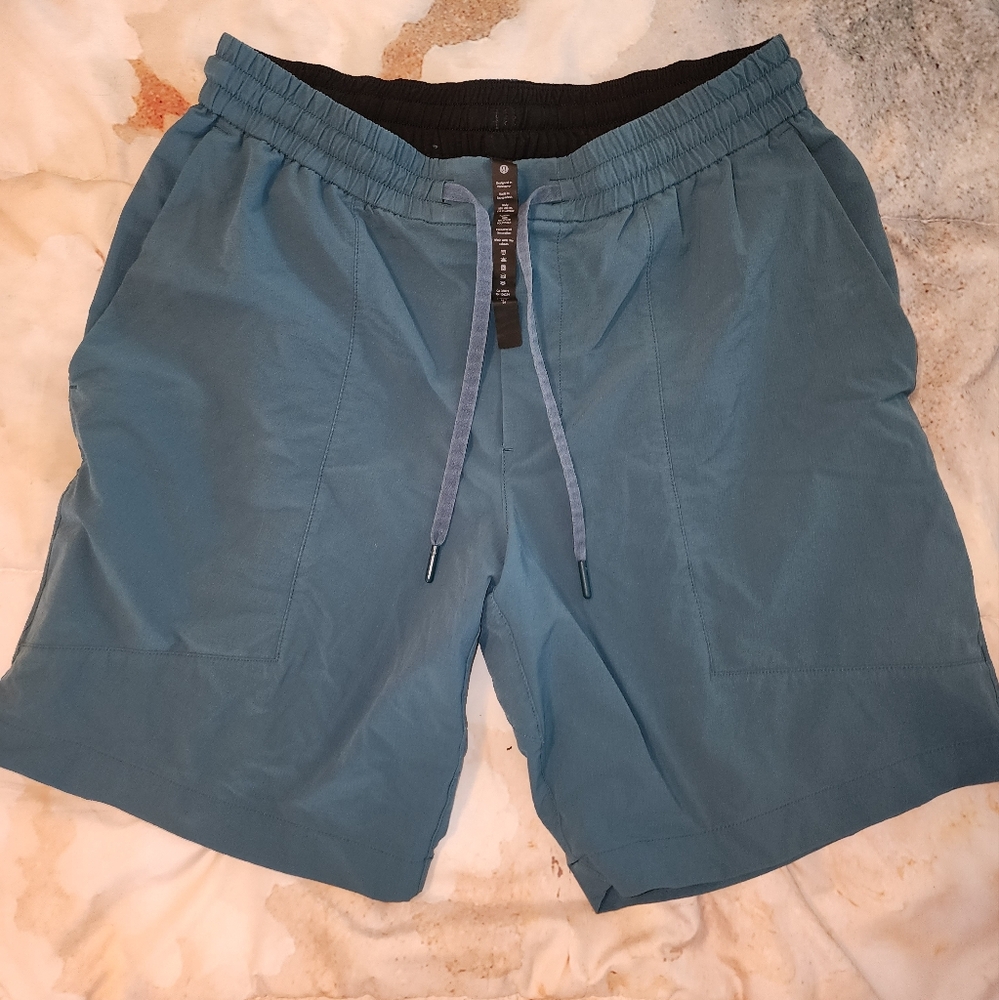 Mens Lululemon shorts